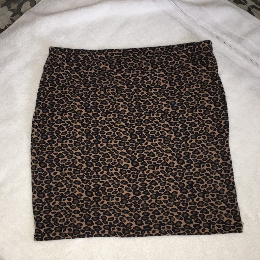 Cheetah Print Body Con Mini Skirt